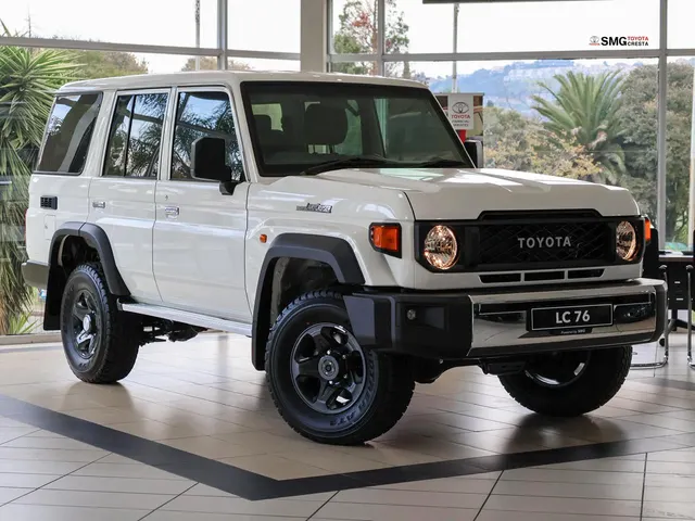2026 Toyota Land Cruiser 76 2.8GD-6 Station Wagon LX Auto
