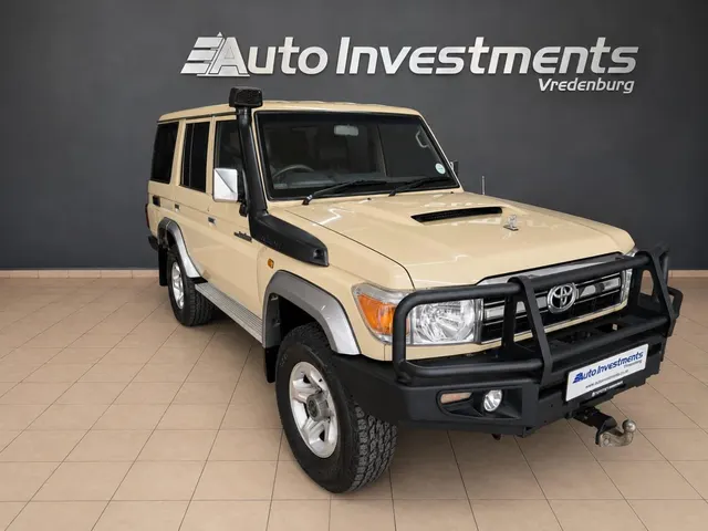 2016 Toyota Land Cruiser 76 4.5D-4D LX V8 Station Wagon