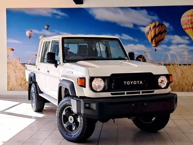 2026 Toyota Land Cruiser 79 2.8GD-6 Double Cab Manual