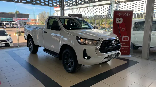 2026 Toyota Hilux 2.4GD-6 Single Cab 4x4 Raider Manual