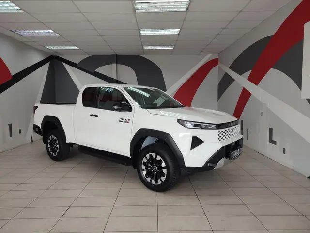 2026 Toyota Hilux 2.8GD-6 Xtra Cab Raider X