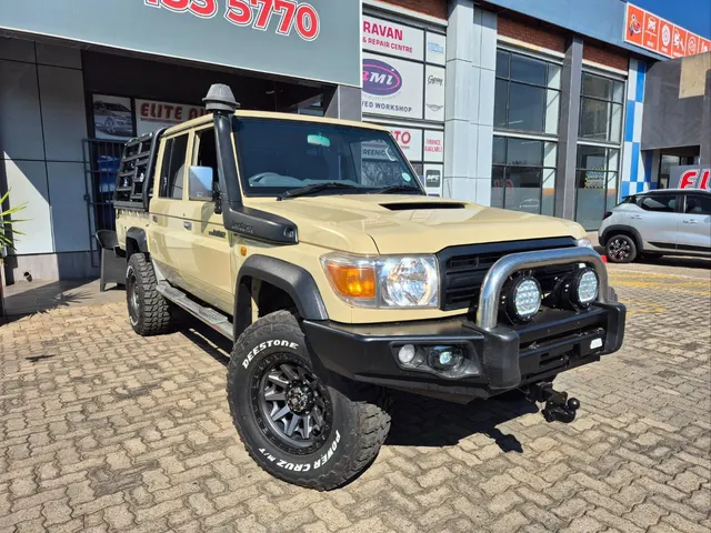 2015 Toyota Land Cruiser 79 4.5D-4D LX V8 Double Cab