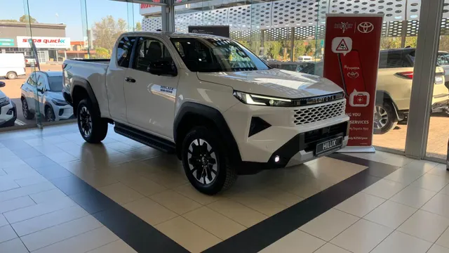 2026 Toyota Hilux 2.8GD-6 Xtra Cab Raider X