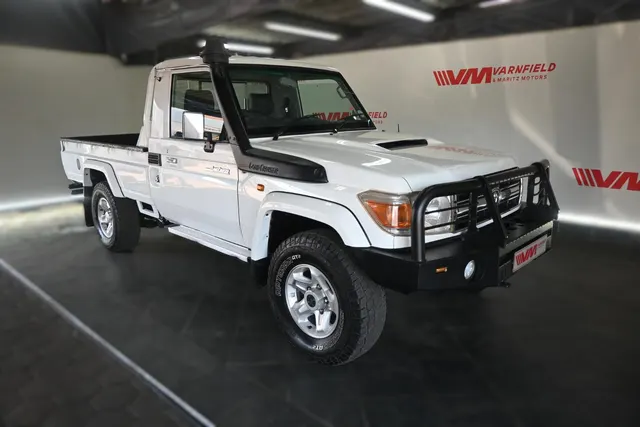 2016 Toyota Land Cruiser 79 4.5D-4D LX V8