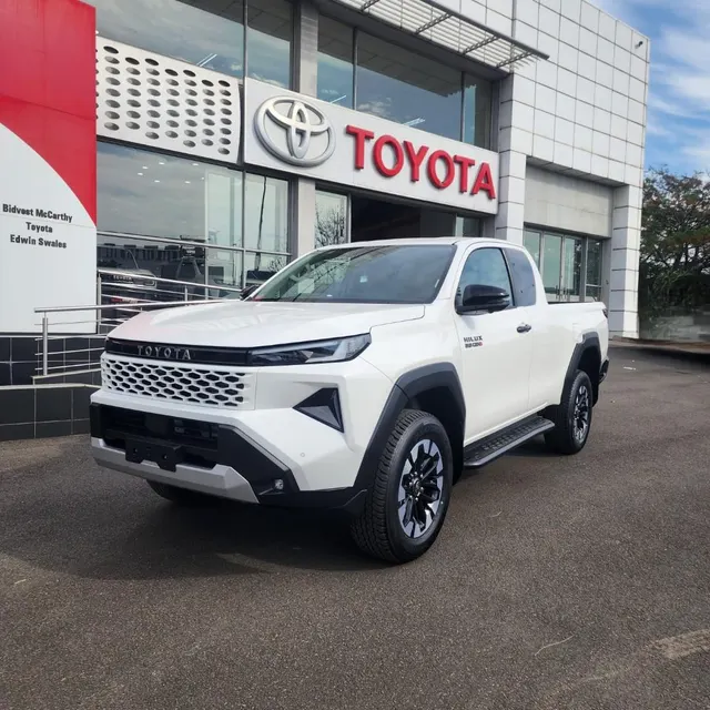 2026 Toyota Hilux 2.8GD-6 Xtra Cab Raider X