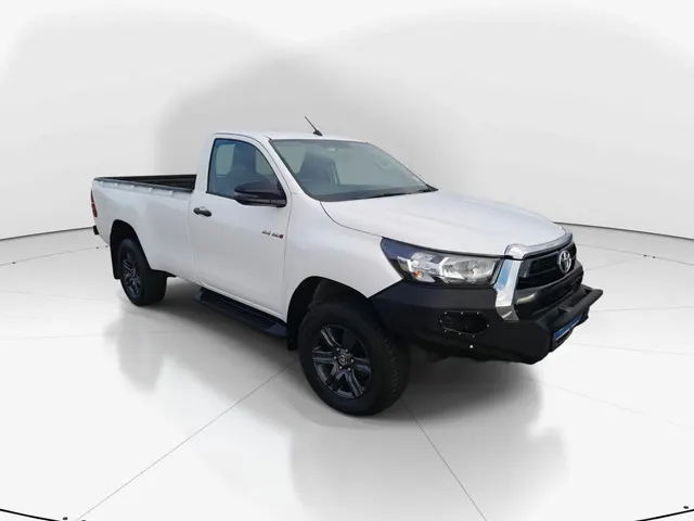 2025 Toyota Hilux 2.4GD-6 Single Cab Raider Manual