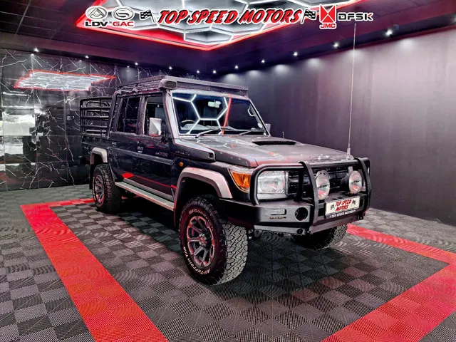 2017 Toyota Land Cruiser 79 4.5D-4D LX V8 Double Cab