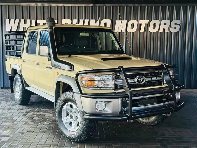 2015 Toyota Land Cruiser 79 4.5D-4D LX V8 Double Cab