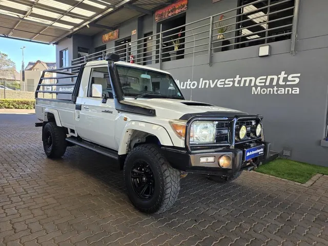 2015 Toyota Land Cruiser 79 4.5d-4d V8 Single Cab LX