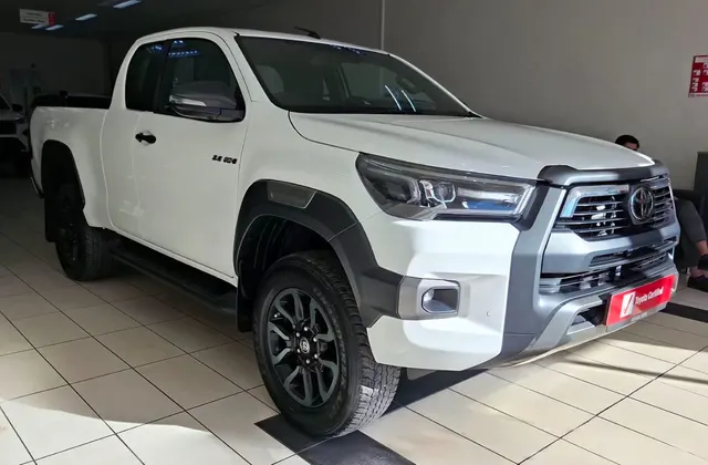 2023 Toyota Hilux 2.8GD-6 Xtra Cab Legend Auto