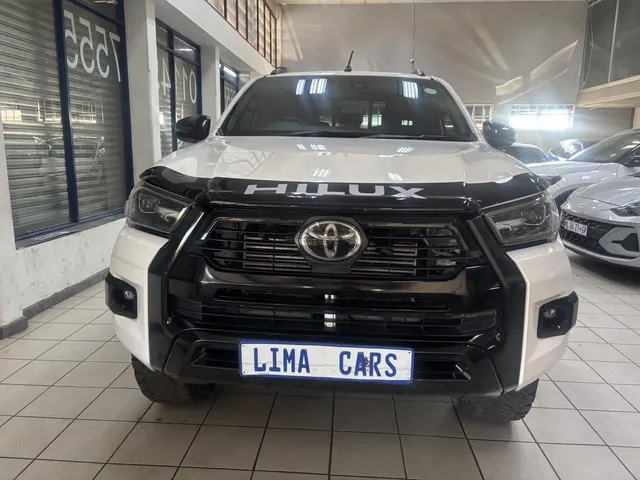 2022 Toyota Hilux 2.8GD-6 Double Cab Legend Auto