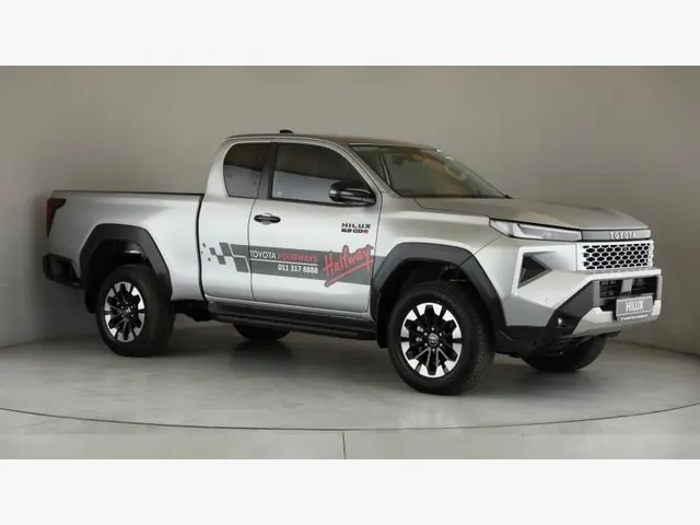 2026 Toyota Hilux 2.8GD-6 Xtra Cab Raider X