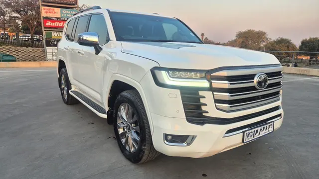 2023 Toyota Land Cruiser 300 3.3D ZX