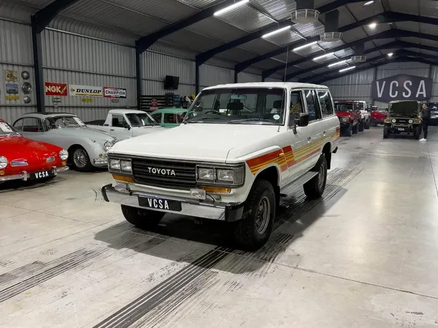 1990 Toyota Land Cruiser FJ62