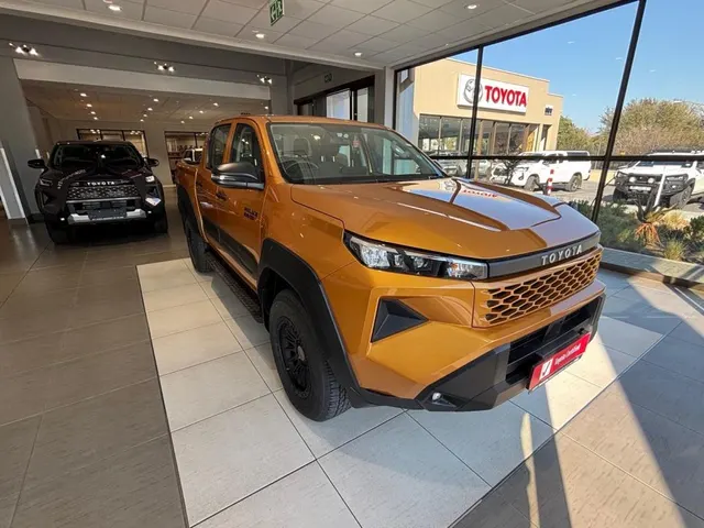 2026 Toyota Hilux 2.8GD-6 Double Cab SRX