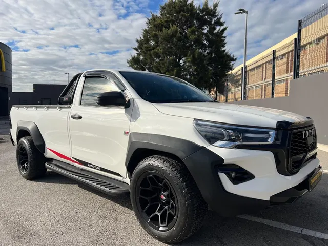 2022 Toyota Hilux 2.4GD S (Aircon)