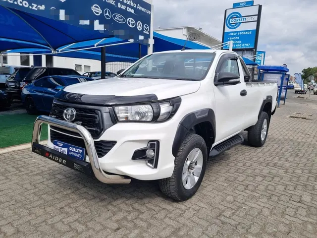 2016 Toyota Hilux 2.4GD-6 SRX