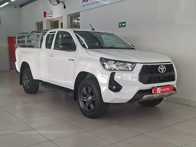 2024 Toyota Hilux 2.4GD-6 Xtra Cab Raider Manual