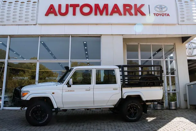 2016 Toyota Land Cruiser 79 4.5D-4D LX V8 Double Cab