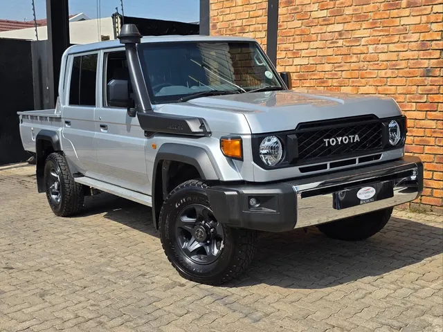 2025 Toyota Land Cruiser 79 4.5D-4D LX V8 Double Cab