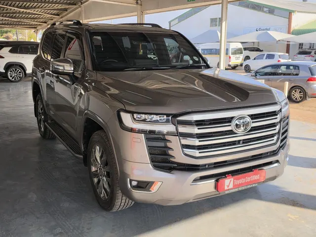 2023 Toyota Land Cruiser 300 3.3D ZX