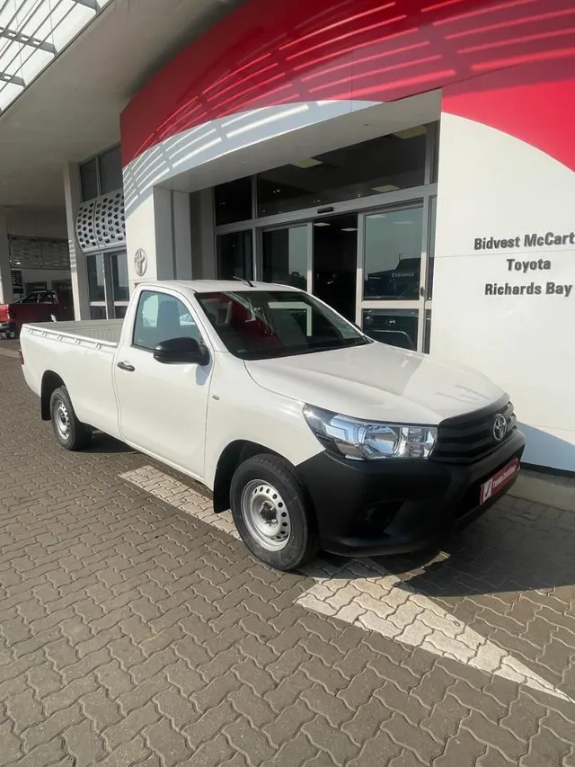 2025 Toyota Hilux 2.4GD Single Cab S (Aircon)