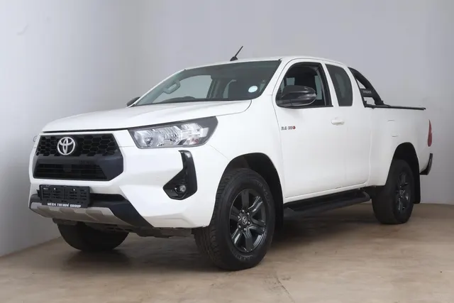 2024 Toyota Hilux 2.4GD-6 Xtra Cab Raider Manual