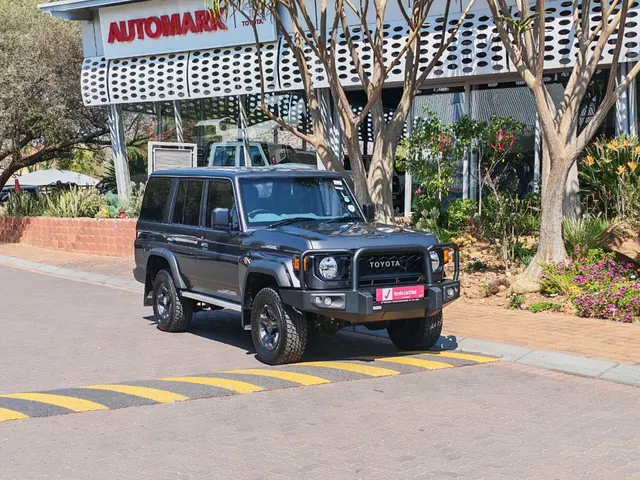 2026 Toyota Land Cruiser 76 2.8GD-6 Station Wagon VX