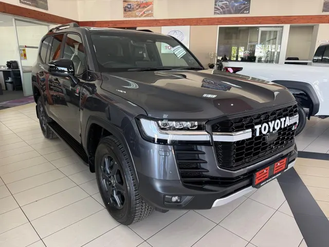 2026 Toyota Land Cruiser 300 3.5T HEV GR-Sport