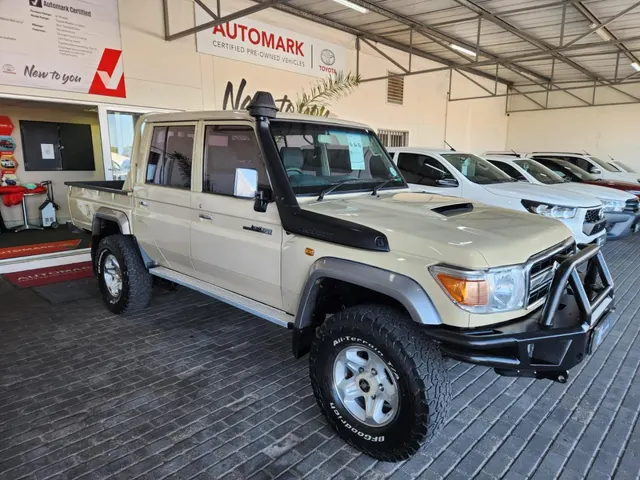 2017 Toyota Land Cruiser 79 4.5D-4D LX V8 Double Cab