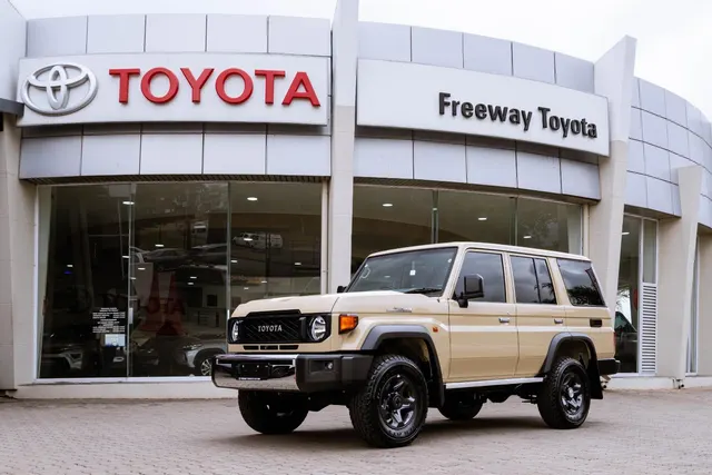 2026 Toyota Land Cruiser 76 2.8GD-6 Station Wagon LX Manual
