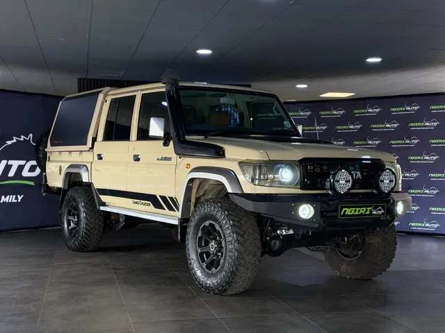 2016 Toyota Land Cruiser 79 4.5D-4D LX V8 Double Cab