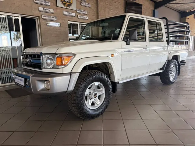 2022 Toyota Land Cruiser 79 4.0 V6 Double Cab