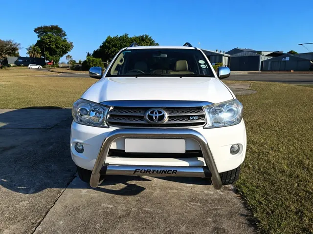 2010 Toyota Fortuner V6 4.0