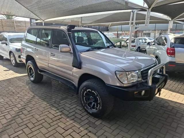 2000 Toyota Land Cruiser 100 VX TD