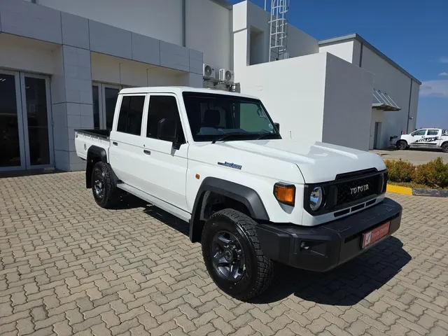 2026 Toyota Land Cruiser 79 2.8GD-6 Double Cab Manual