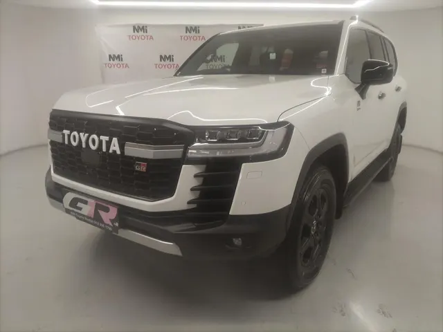 2026 Toyota Land Cruiser 300 3.5T HEV GR-Sport