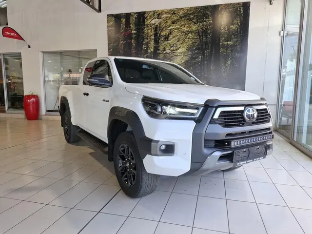 2023 Toyota Hilux 2.8GD-6 Xtra Cab 4x4 Legend Auto