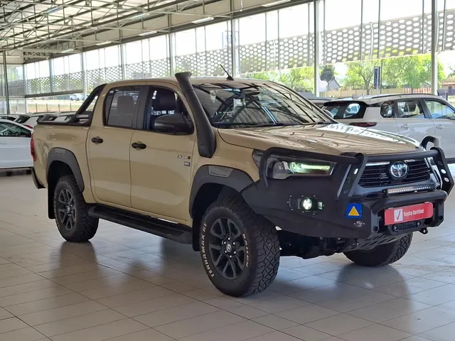 2022 Toyota Hilux 2.8GD-6 Double Cab 4x4 Legend Auto