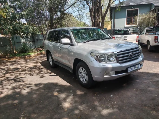 2008 Toyota Land Cruiser 200 4.5D-4D VX