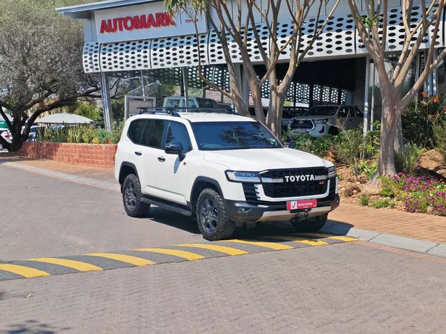 2022 Toyota Land Cruiser 300 3.3D GR Sport