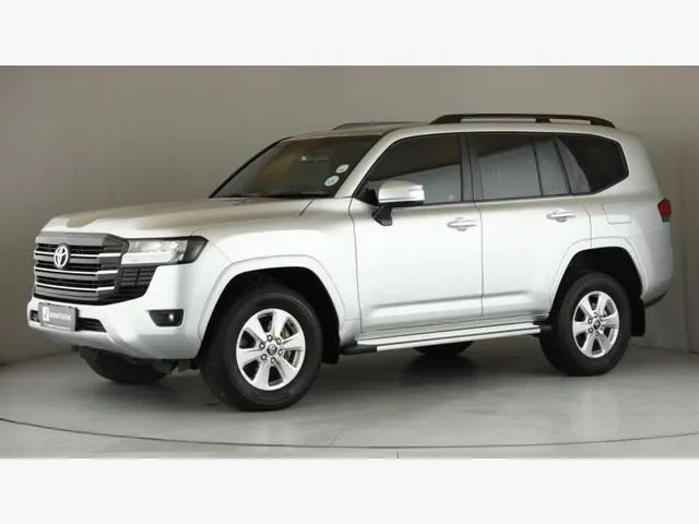 2023 Toyota Land Cruiser 300 3.3D GX-R