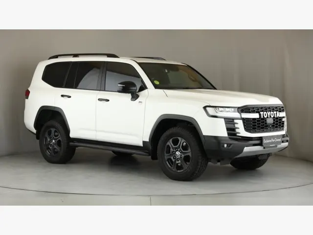 2022 Toyota Land Cruiser 300 3.5T GR Sport