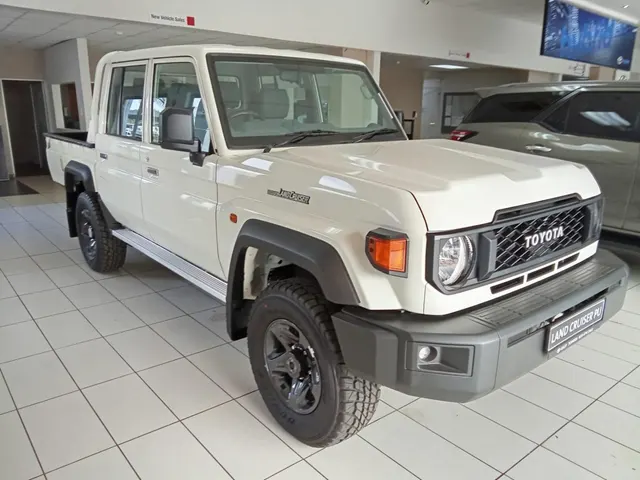 2026 Toyota Land Cruiser 79 2.8GD-6 Double Cab Manual