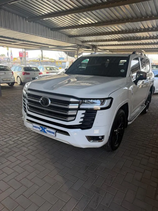 2023 Toyota Land Cruiser 300 3.3D ZX