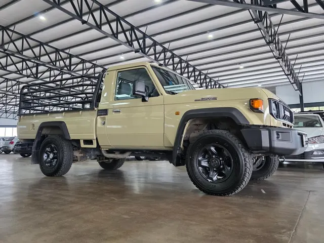 Toyota Land Cruiser 79 2.8 GD-6 Single Cab 4X4 Auto
