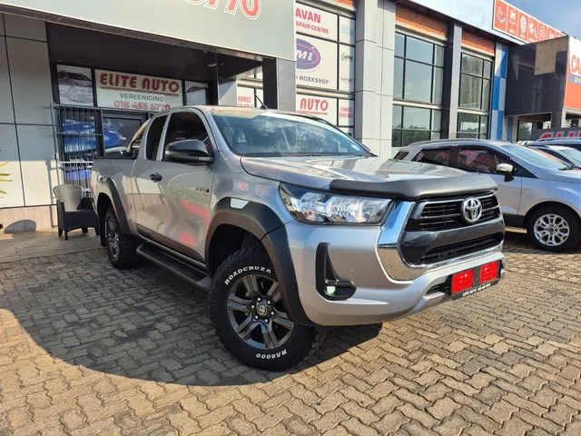 2022 Toyota Hilux 2.4GD-6 Xtra Cab Raider