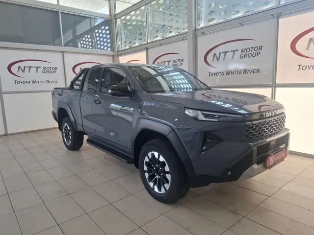2026 Toyota Hilux 2.8GD-6 Xtra Cab Raider X