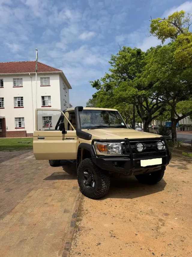 2021 Toyota Land Cruiser 79 4.0 V6