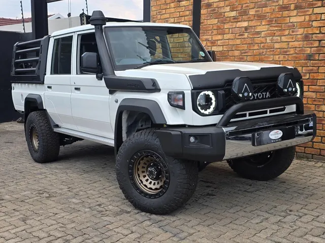 2025 Toyota Land Cruiser 79 4.5D-4D LX V8 Double Cab